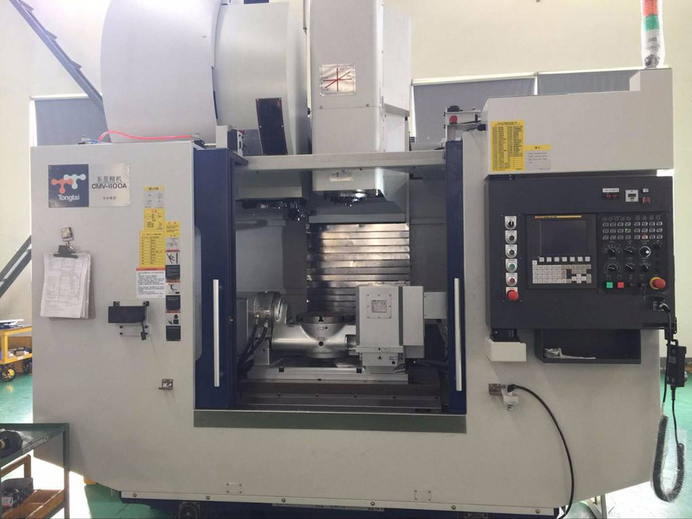 Taiwan Longfeng Vertical Machining Center JY-V640